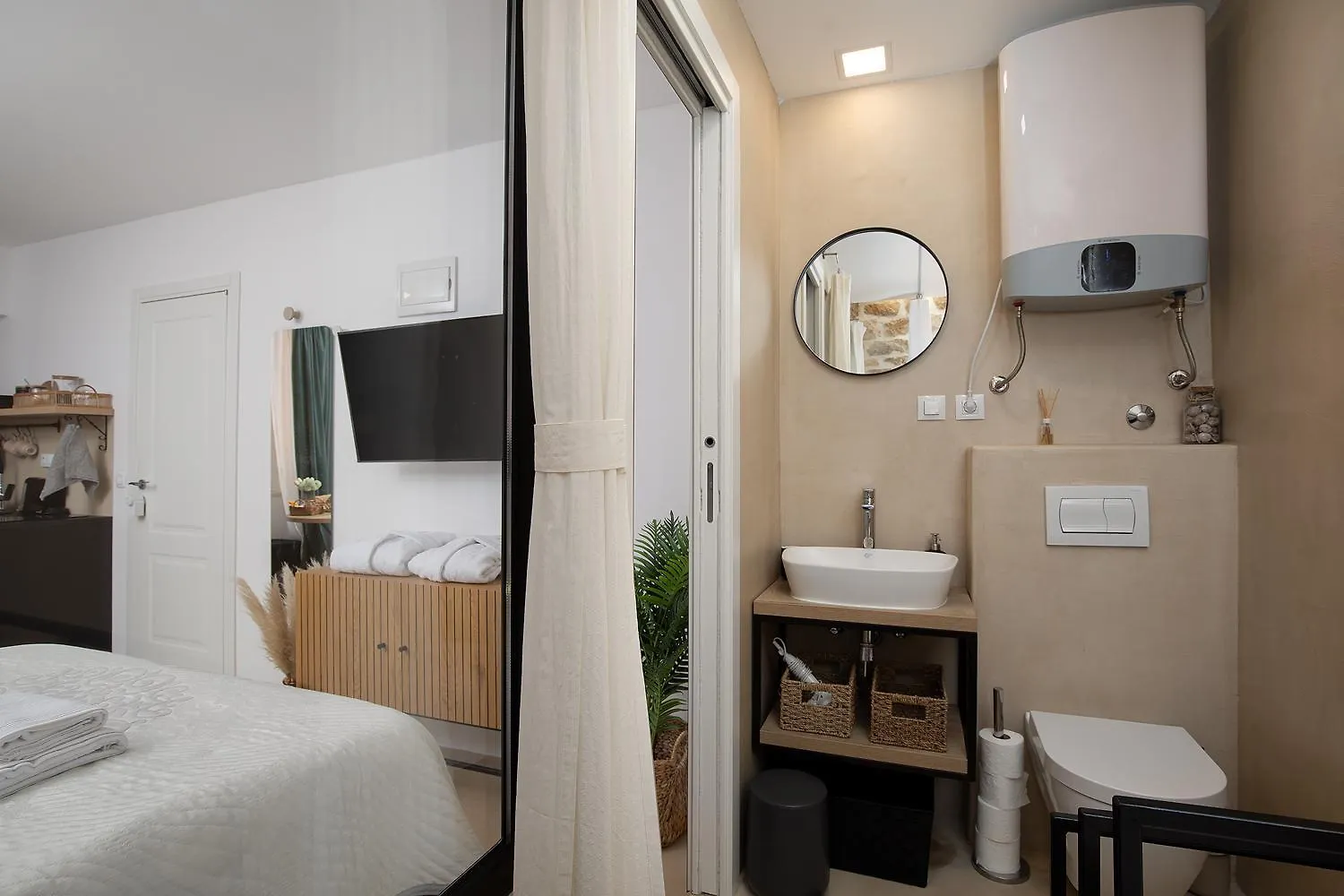 דירה רוביני Deluxe Studio In City Center With Free Private Parking